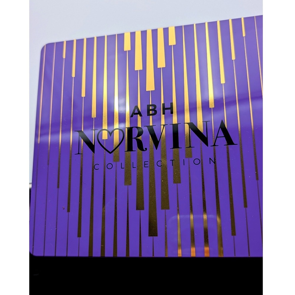 ABH Anastasia Beverly Hills Norvina Pro Pigment Palette Vol 1 Purple 25 Shades